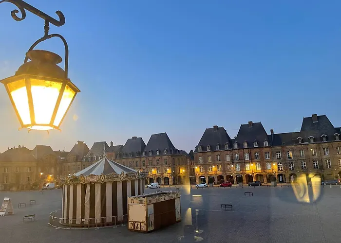 Suites Mana - Bleu Pacifique - Vue Sur Place Ducale Avec Parking Prive Inclus